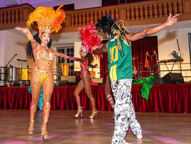 Samba_&_Capoeira